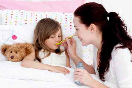 Лечение влажного кашля у детей до года