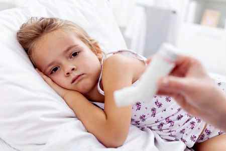 Сильный кашель у ребенка когда спит