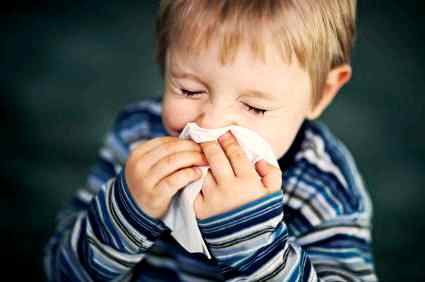 У ребенка неделю температура 37 и кашель