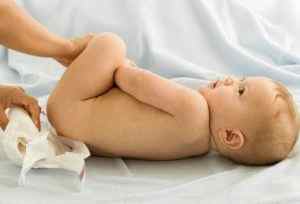 Понос у грудного ребенка без температуры