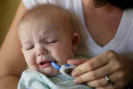 Насморк у ребенка 2 месяца комаровский