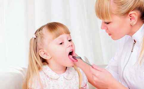 Как вылечить красное горло ребенку 5 лет