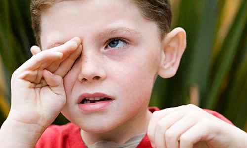 Частое моргание глазами у детей причины