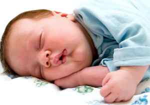 Сопли у 5 месячного ребенка как лечить