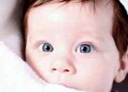 Как проверить зрение у новорожденного ребенка