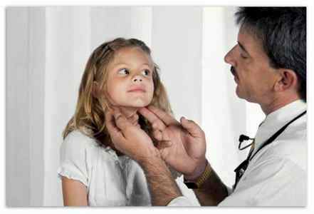 Как лечить миндалины у ребенка