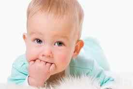 Запор у ребенка 7 месяцев режутся зубки