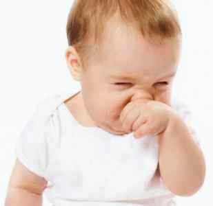 У ребенка сильно заложен нос чем лечить