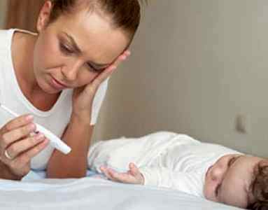 Как сбить температуру грудному ребенку