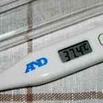 Температура тела 37 у ребенка причины