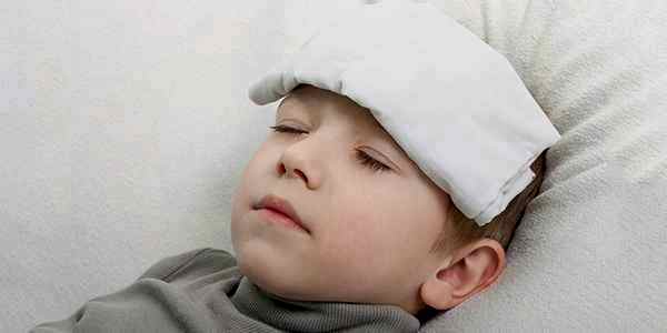 У ребенка высокая температура без симптомов