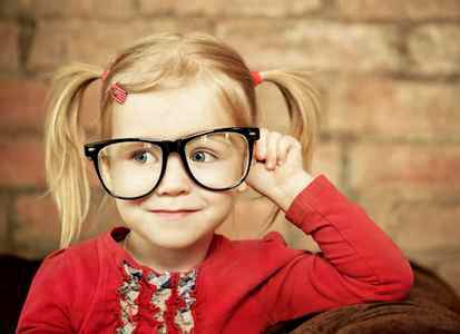 Почему ухудшается зрение у ребенка