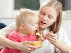 Понос у ребенка 3 года чем кормить