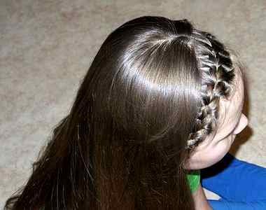 Прически на средние волосы детям косички